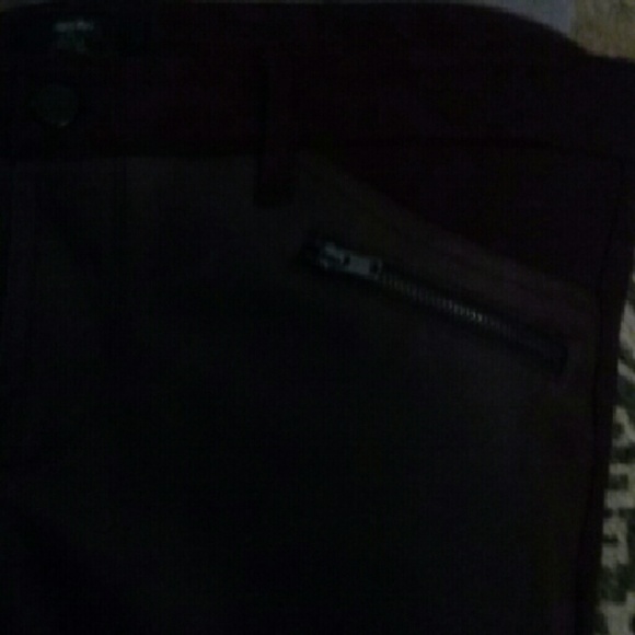 Mossimo - Picture 4 of 4