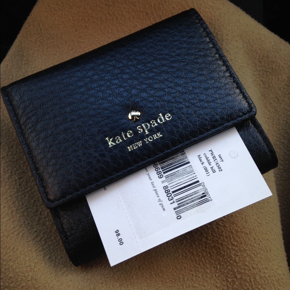 kate spade tavy wallet
