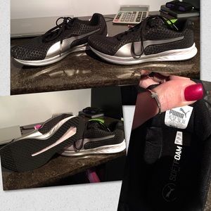 Women's Puma Tennis Shoes size 10