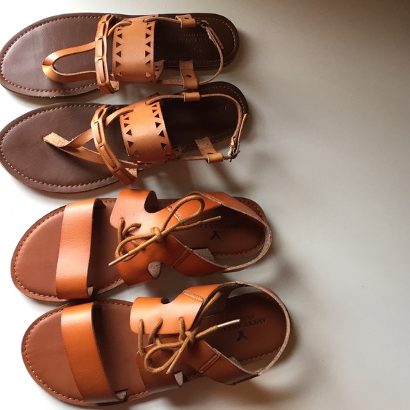 NWOT American Eagle sandals
