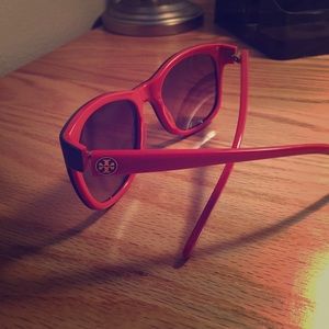 TORY BURCH SUNGLASSES!!