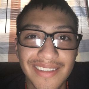 Meet your Posher, Cesar