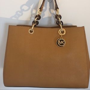 Michael Kors Cynthia Medium Leather Satchel Bag