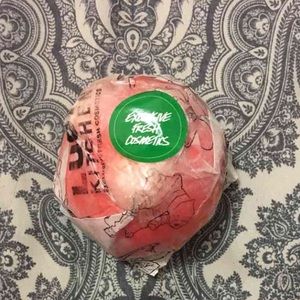 Lush kitchen magic mushroom bubble bar