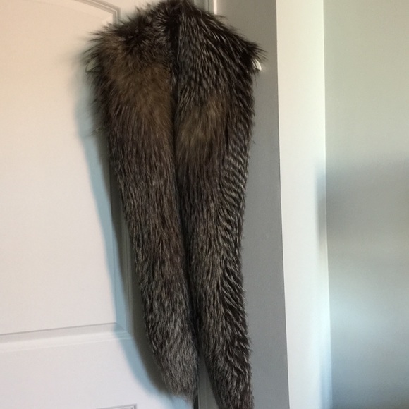 GORGEOUS Real Silver Fox Fur Stole