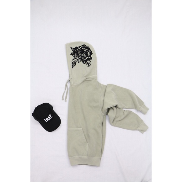 🚫Sold🚫🌹Rosy Hoodie - Picture 2 of 4