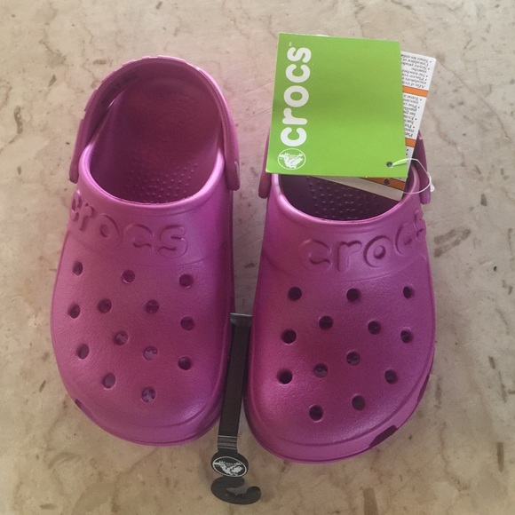 BRAND NEW GIRLS CROCS!