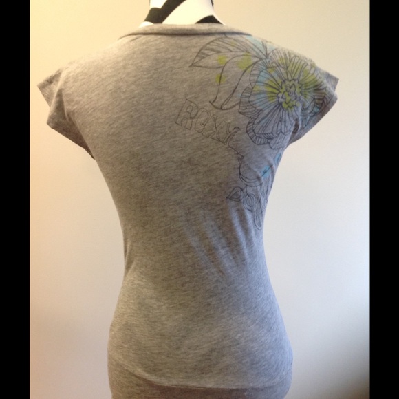 Gray Roxy Top - Picture 2 of 4