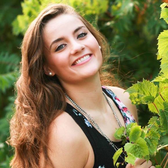 Meet your Posher, Sena