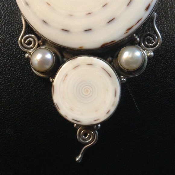 Artisan Crafted | Shiva Shell/Sea Pearl Pendant - Picture 4 of 4