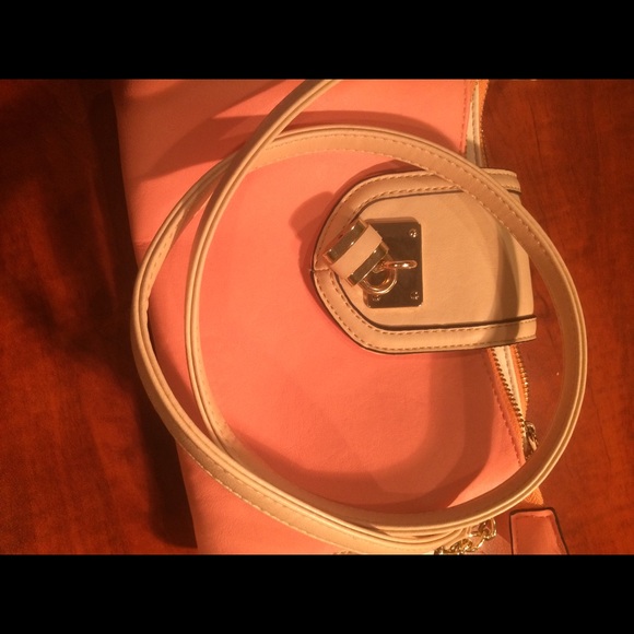 Cream and Pink Aldo Crossbody Purse, Gold Hardware - Picture 4 of 4