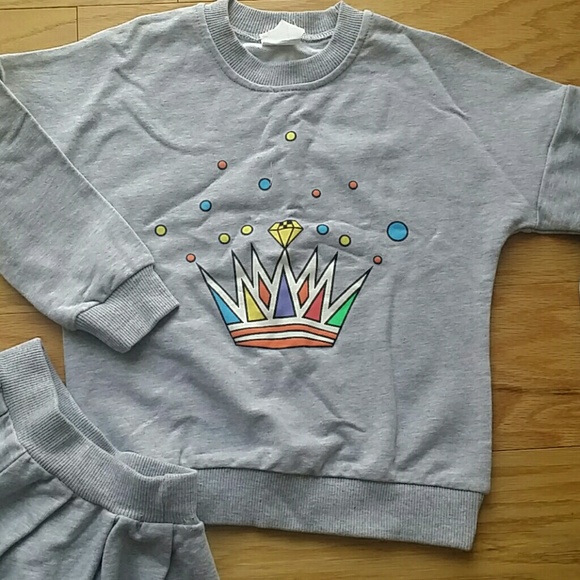 SALE***Gray Crown Skirt set. KIDS   :) - Picture 2 of 3