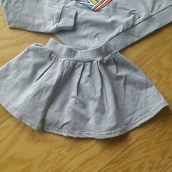 SALE***Gray Crown Skirt set. KIDS   :) - Picture 3 of 3