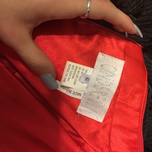 Prom dress - Picture 4 of 4