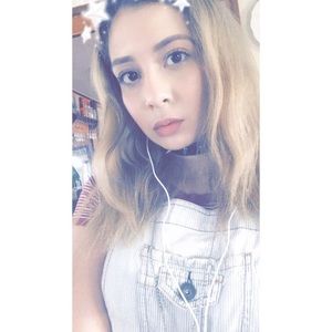 Meet your Posher, Alison