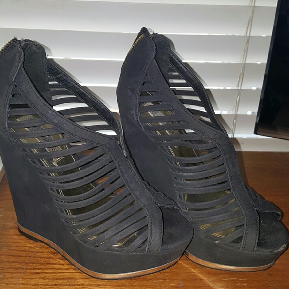 Steve Madden wedges