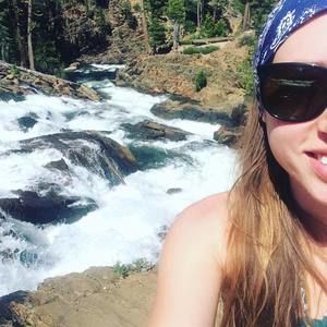 Meet your Posher, Alyssa