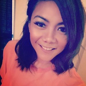 Meet your Posher, Isabel