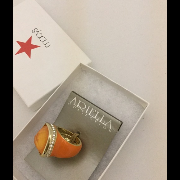 Arielle collections rings one size