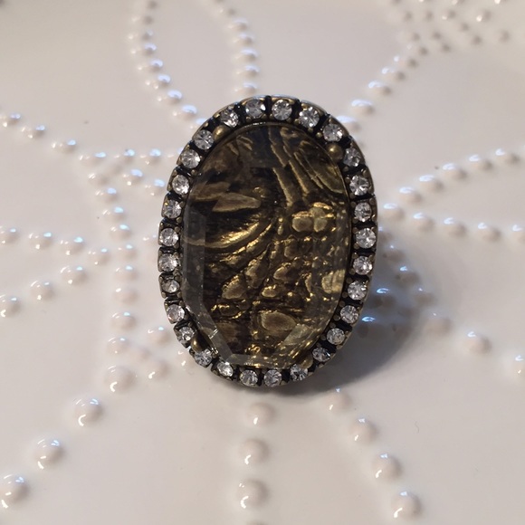 Chunky Gold Stretch Ring with CZ - 7170 - Picture 1 of 3