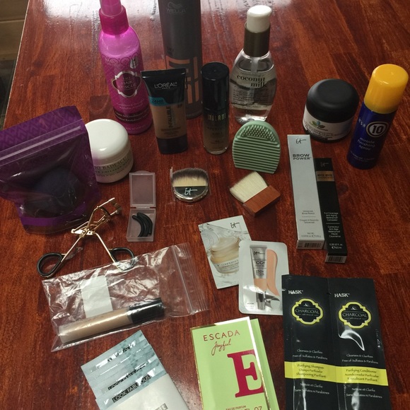 tarte shape tape sponge, It cosmetics... etc