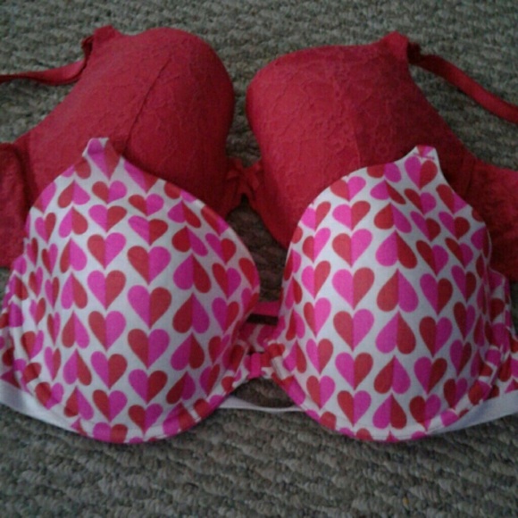 2 victoria secret bras - Picture 1 of 4