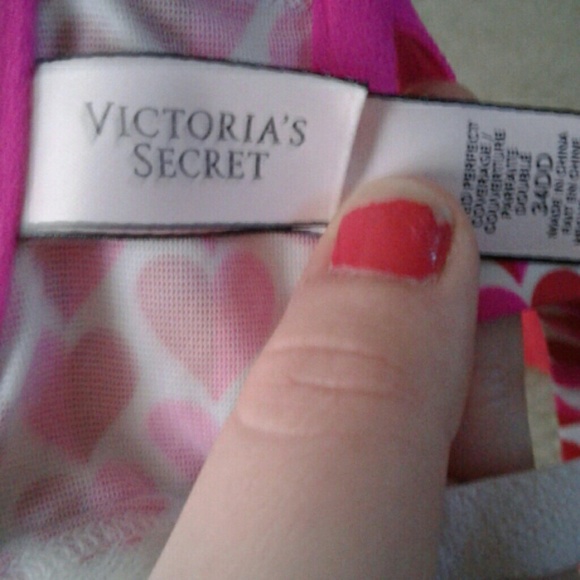 2 victoria secret bras - Picture 3 of 4