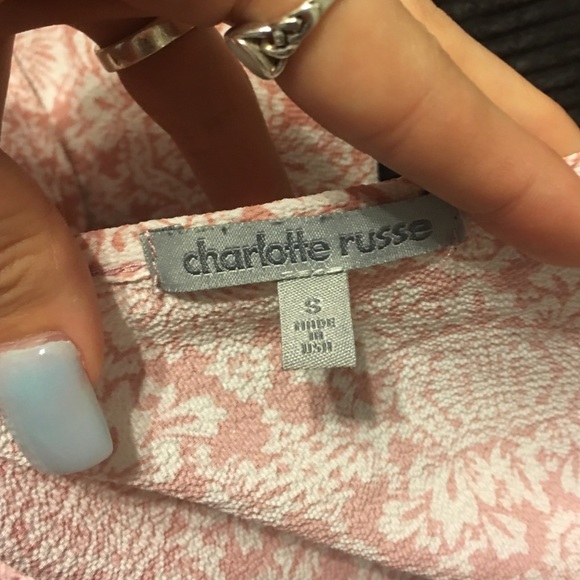 Matching shirt and shorts - Picture 3 of 4