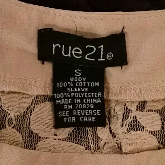 Rue 21 flowy top - Picture 2 of 4