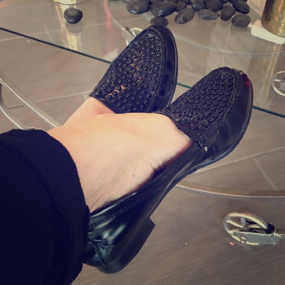 Shoe
