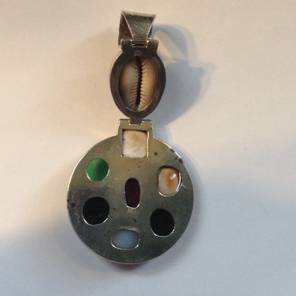 Artisan Crafted | Shiva Shell/Chalcedony Pendant - Picture 3 of 4