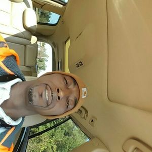 Meet your Posher, Johnnie