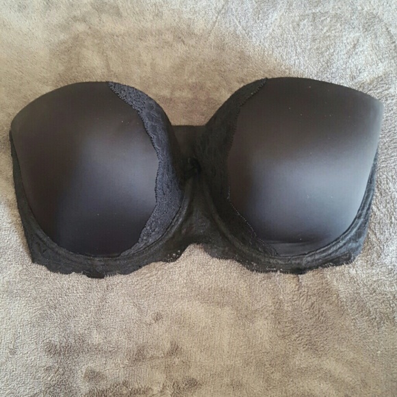 🚫SOLD🚫VS Dream Angels Strapless Lace Trimmed Bra