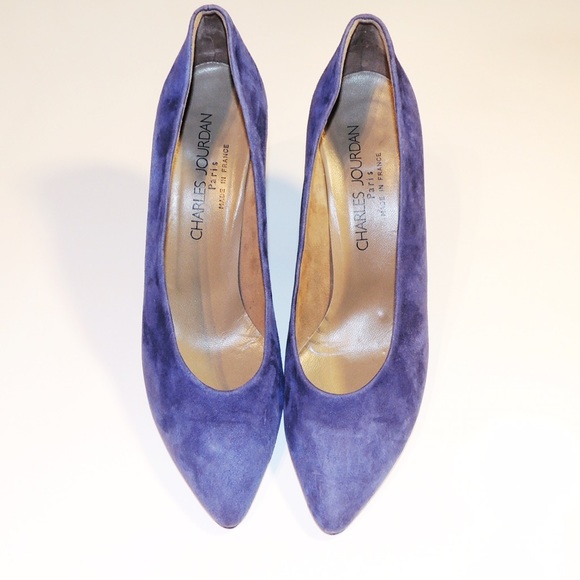 Charles Jourdan Shoes - Charles Jourdan Suede Classic Pumps Charles Jourdan Shoes - Charles Jourdan Suede Classic Pumps