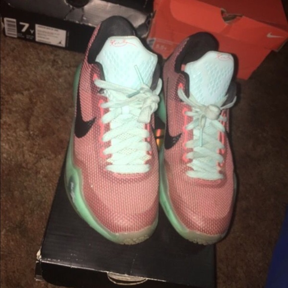 Kobes
