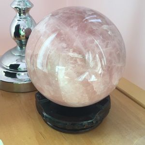 Rose quartz wishing globe 🌕