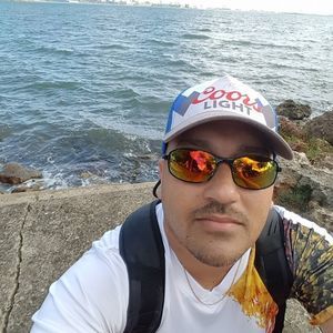 Meet your Posher, Luis