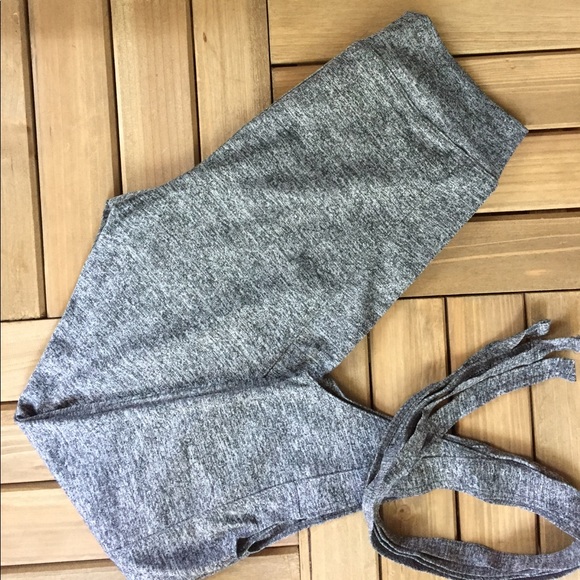 ✨1 LEFT Sz S✨Crisscross Tie Fitness Leggings - Picture 5 of 7