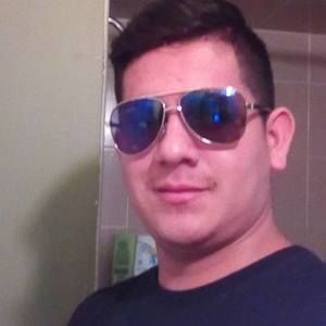 Meet your Posher, Franklin geovanny