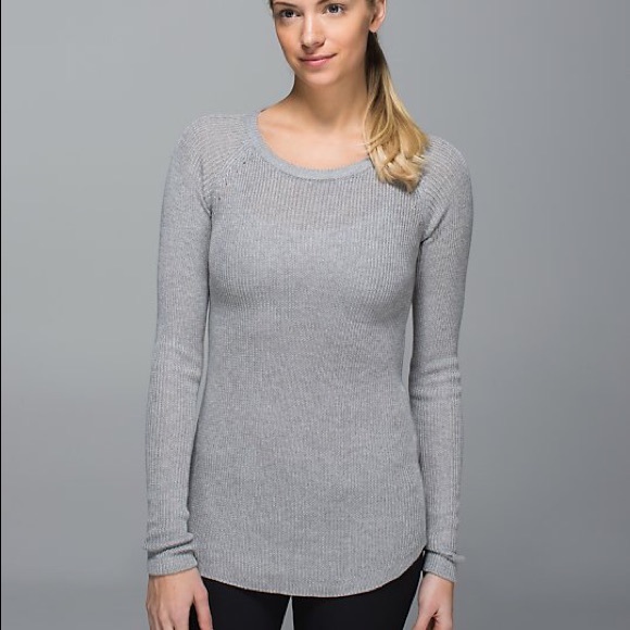 Lululemon size 6 cabin yogi sweater