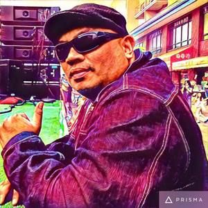 Meet your Posher, Rhys