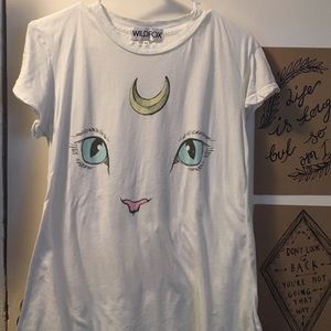 WILDFOX Cat Face Moon Tee M Distressed White