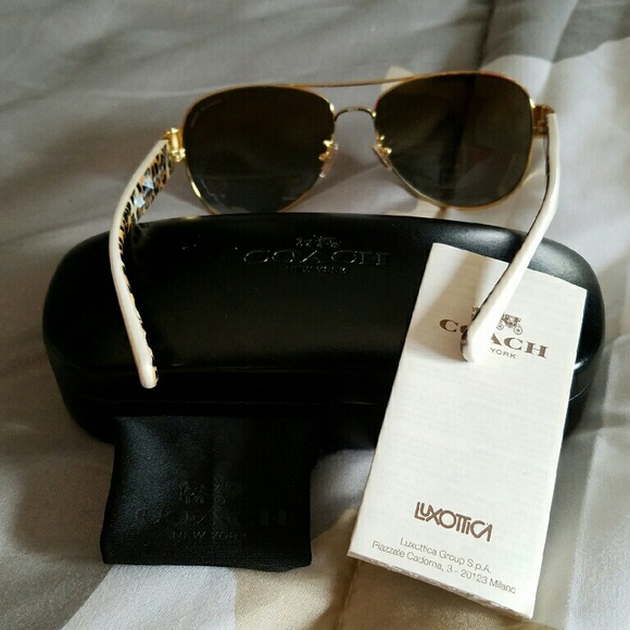 Coach sunglasses main image 4