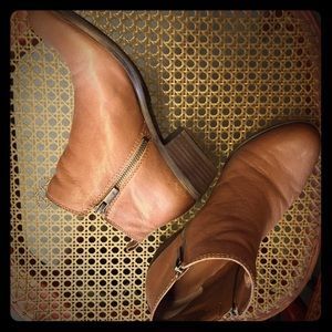 Lucky Brand "Basel" ankle zip booties in grout