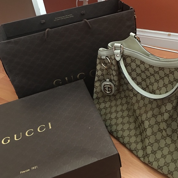 Gucci Handbags - Authentic GUCCI handbag