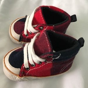 Baby gap Shoes 0-3 months