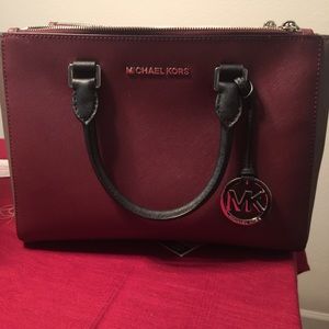 Michael kors purse
