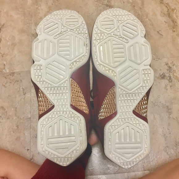Lebrons ♥️ - Picture 4 of 4