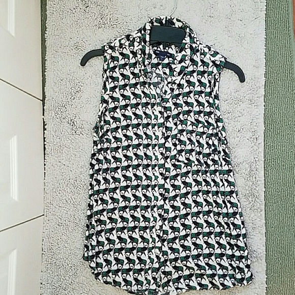 GAP Elephant button up sleeveless blouse