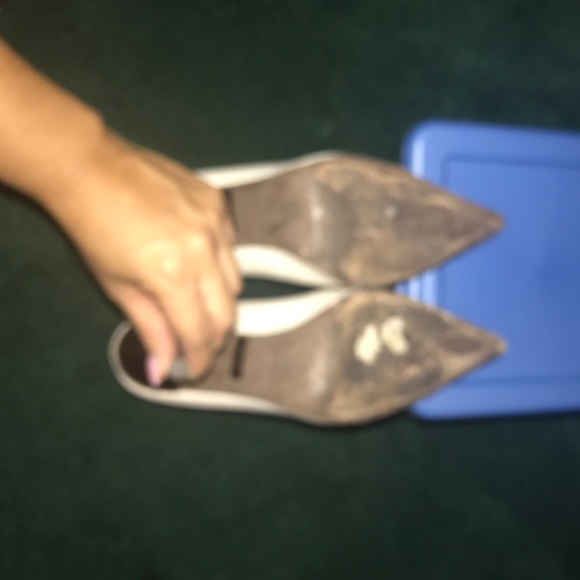 BCBG MaxAzria Pump - Picture 4 of 4